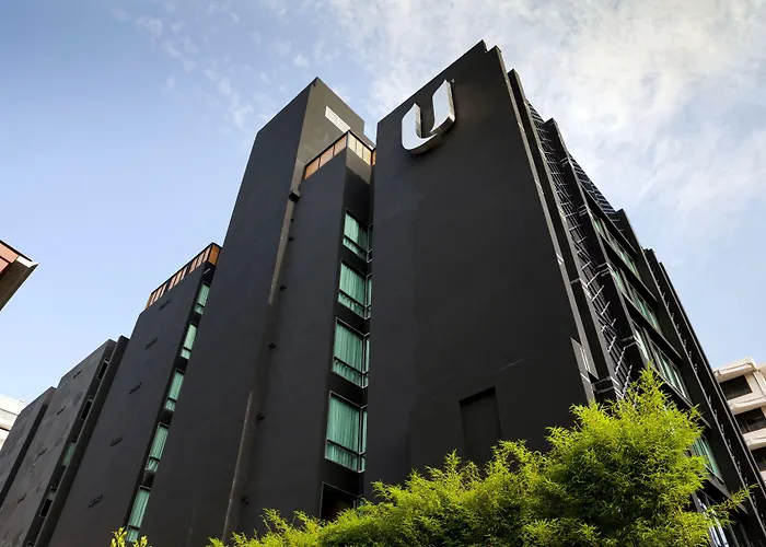 Rakyim Siam - Sukhumvit 15 4*