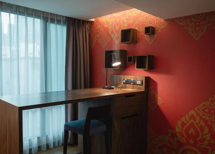 Rakyim Siam - Sukhumvit 15